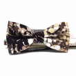 Brun butterfly med abstrakte blomster 5 Brun butterfly med abstrakte blomster